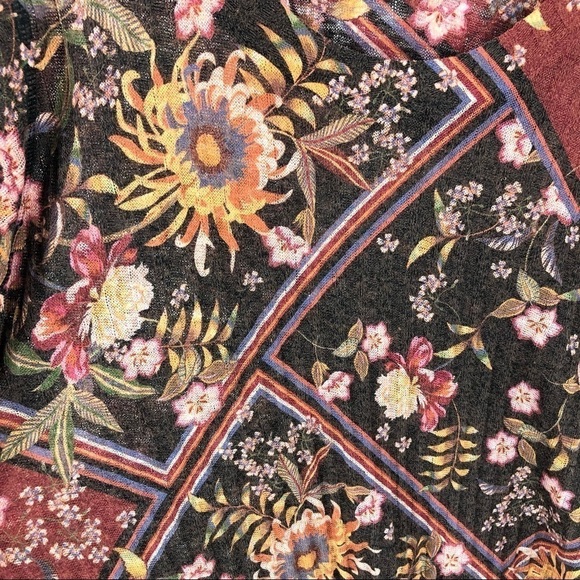 Soft Surroundings Alisanna Tunic Top Womens Medium Asymmetric Floral Patchwork - Picture 3 of 10